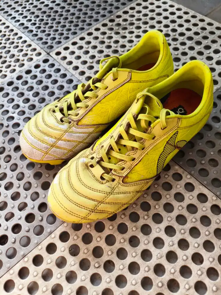 Ortuseight Sepatu Sepak Bola Forte Savage V2 FG Citrea, uk 39, 150