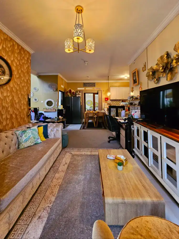 DISEWAKAN RUMAH FULL FURNISH