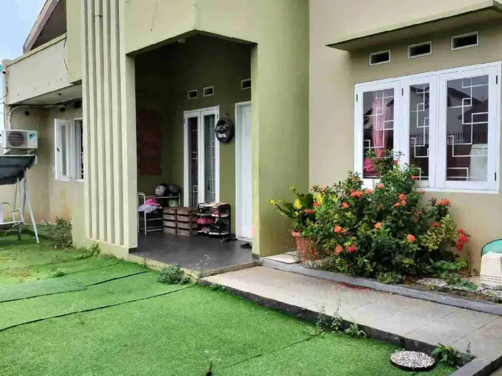 RUMAH LT 300M SIAP HUNI DI.KOMPLEKS KEJAKSAAN AGUNG KARANG TENGAH TANGERANG