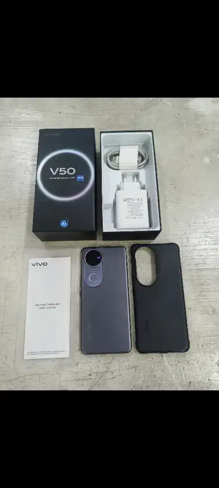 Vivo V50 12/256gb