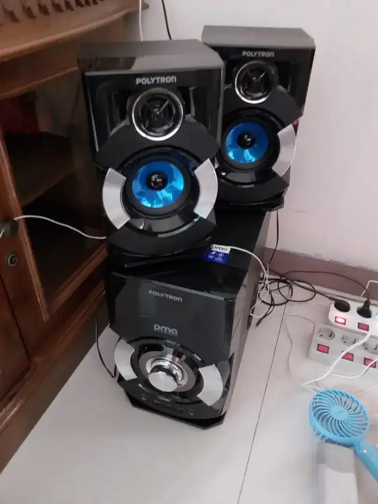 Polytron pma. Bluetooth speaker.