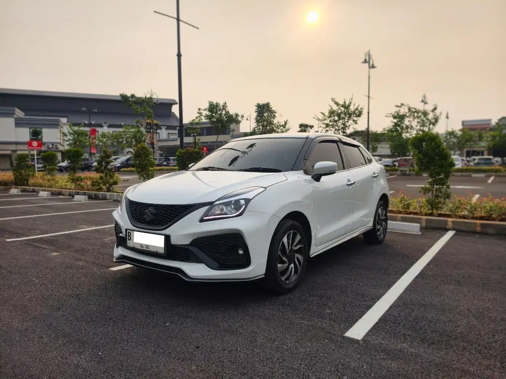 PEMAKAI LANGSUNG - 2020 Suzuki Baleno 1.4 Hatchback Putih NIK 2019