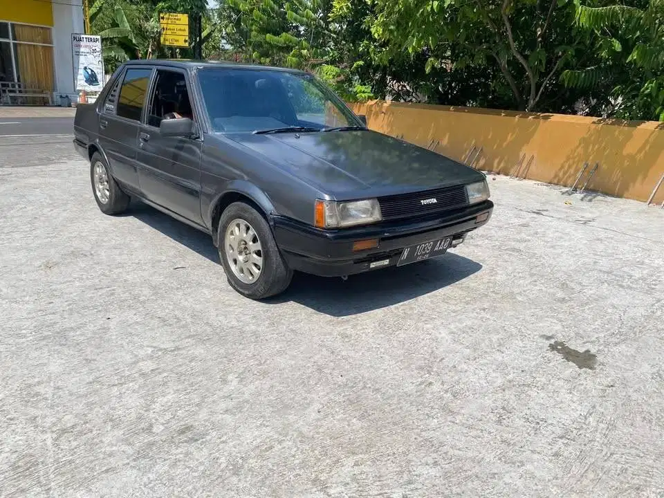 Toyota Corolla 1.3 1983 Zen bisa tukar tambah sekoto badas kediri
