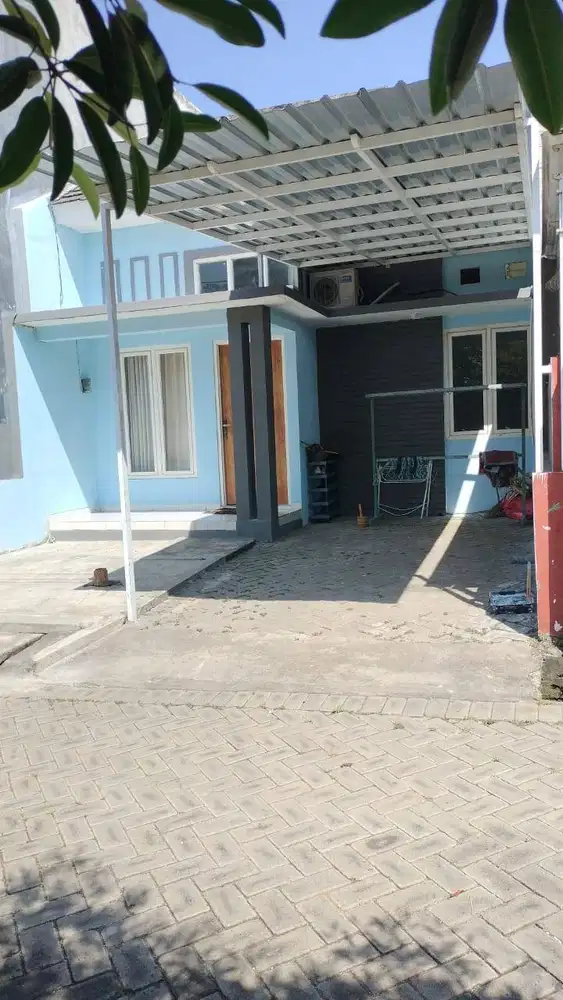 Di Sewakan Rumah Beserta Fasilitas