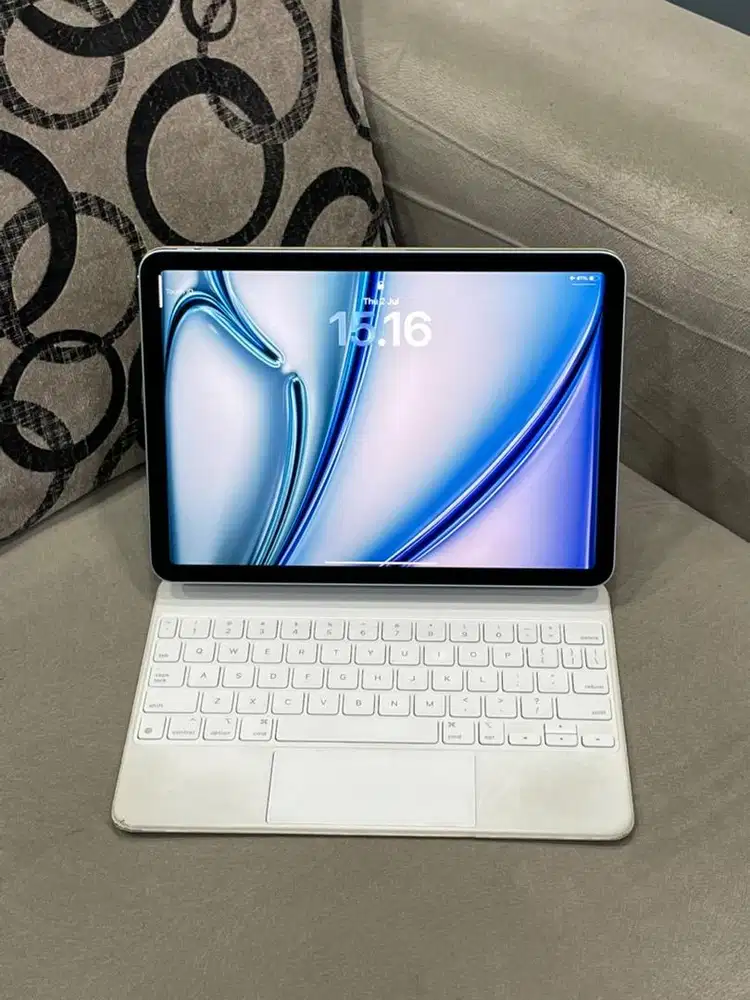 iPad Air M2 512GB Blue wifi only + Aplee Magic Keyboard