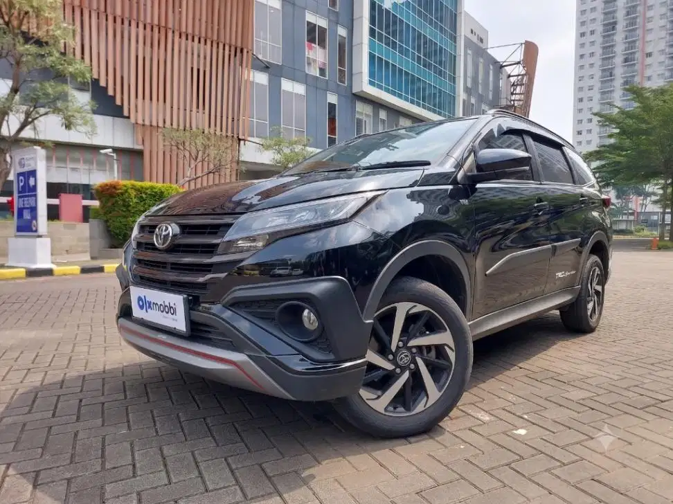 DP Murah Toyota Rush 1.5 TRD Sportivo Bensin-AT CFMPB