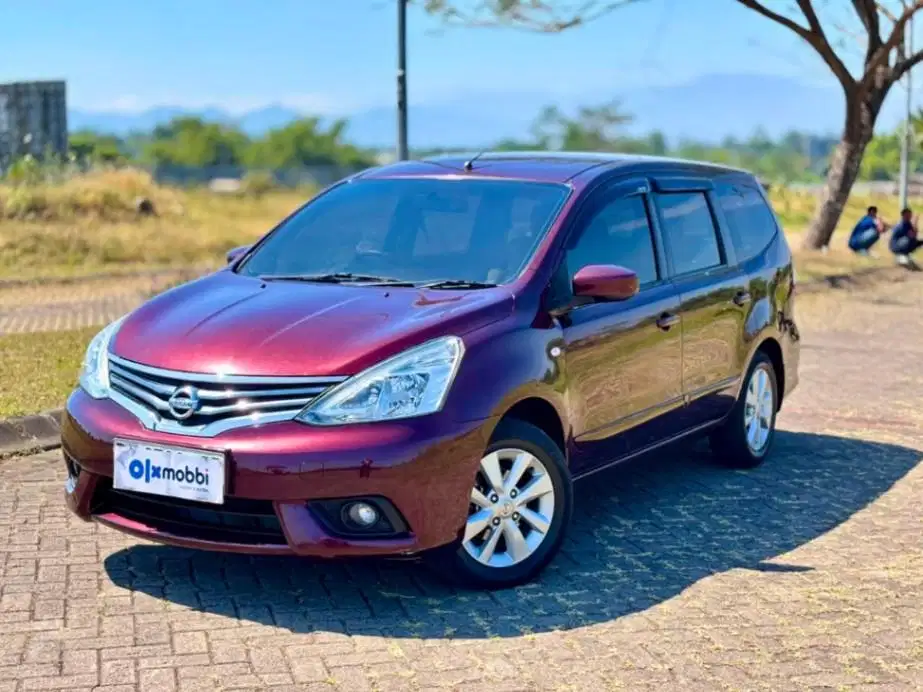 Nissan Grand livina 1.5 XV Bensin OTOMATIS 2014 PGR