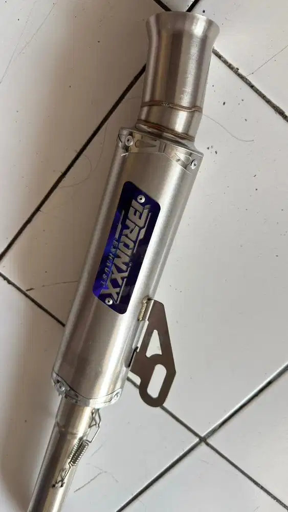 KNALPOT RACING ADV150