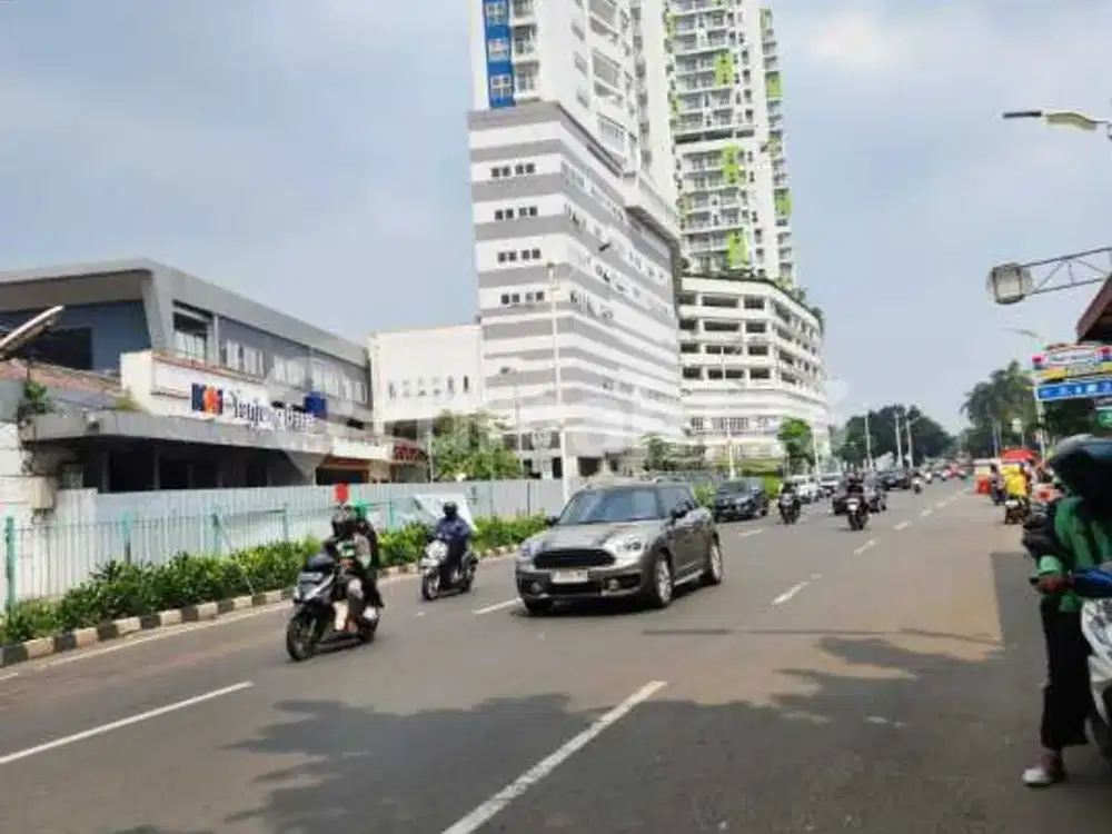 Jalan Raya Lenteng Agung