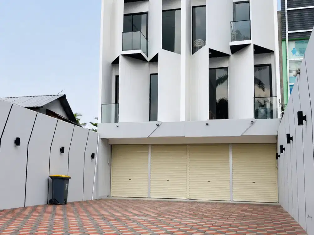 Ruko Brand New 3 lantai di Ciganjur Jakarta Selatan