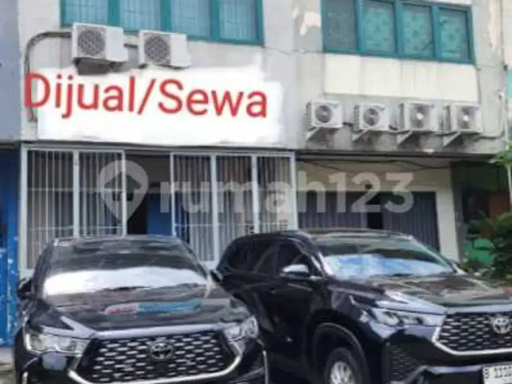 ruko 3,5 lantai di daan mogot baru kalideres dekat mall daan mogot dan RS Hermina daan mogot baru Jakarta Barat