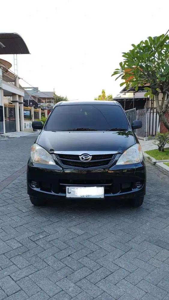Daihatsu Xenia 2011 Bensin