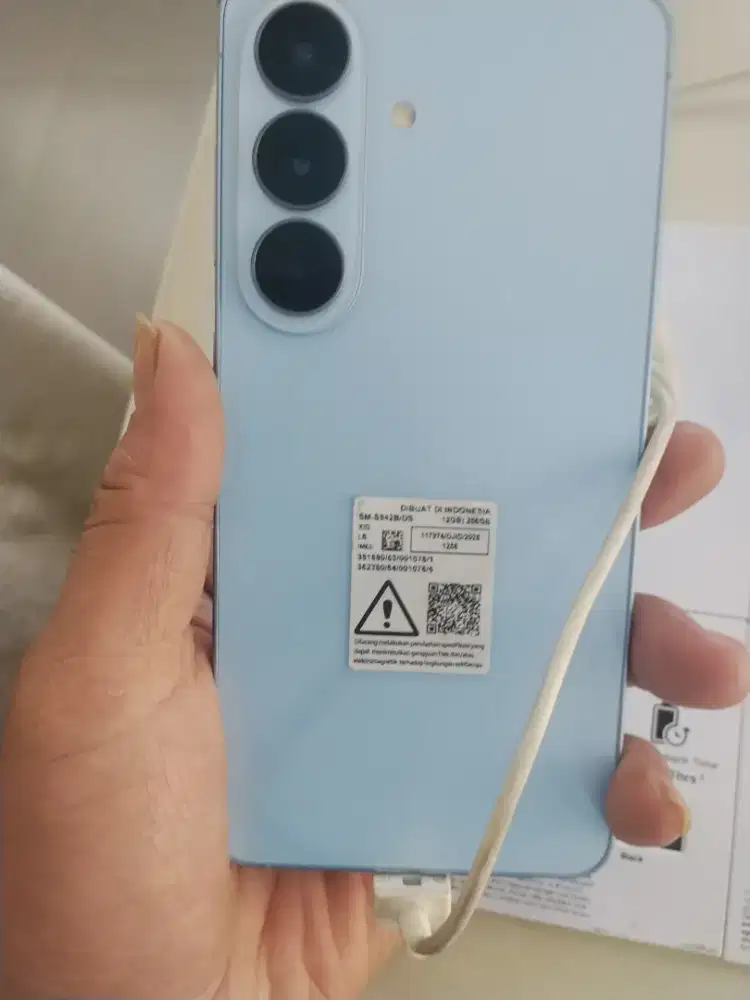 Samsung S26 12/256