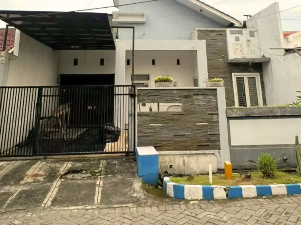 Rumah Hitung Tanah cocok Rumah Kos di Ubaya Tenggilis