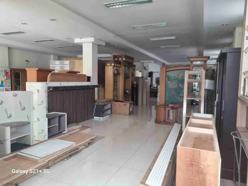 Disewa Tempat Usaha Lokasi Strategis di Bekasi Utara