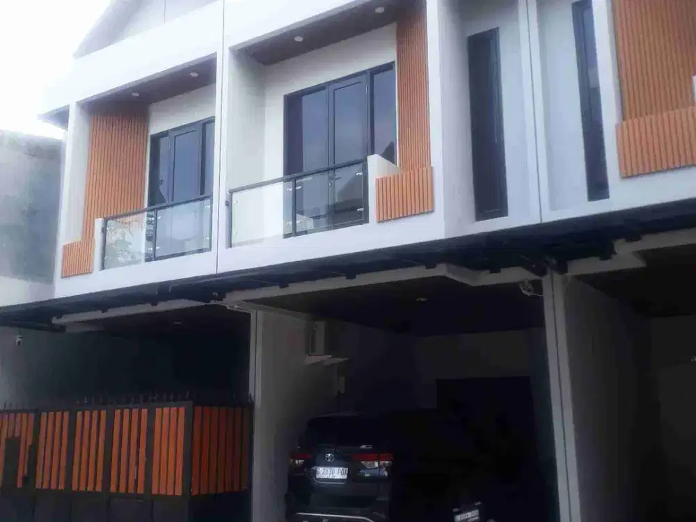 Rumah Mewah Dekat RS Husada Jakarta Pusat