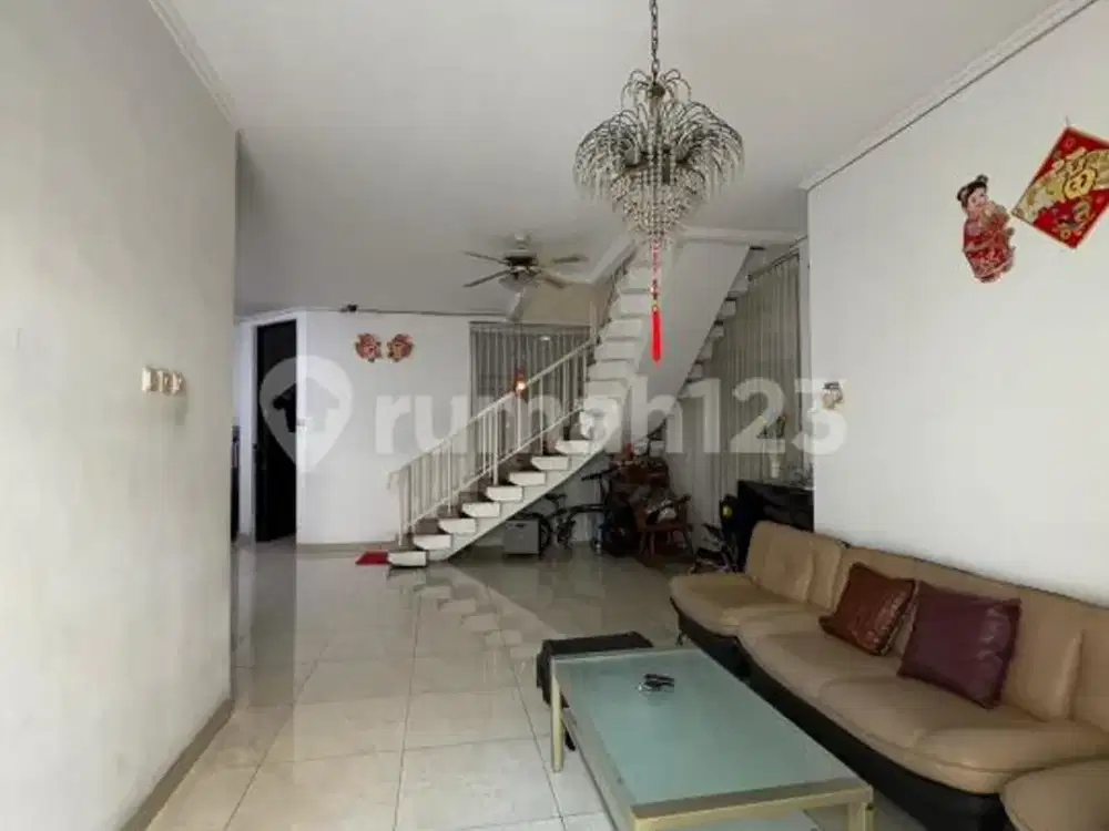 Pluit Timur Residence
