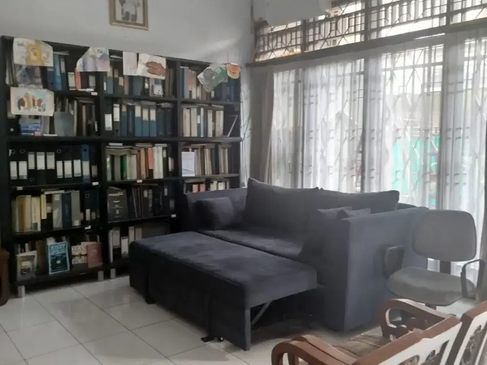Dijual Rumah di Tomang Bebas Banjir