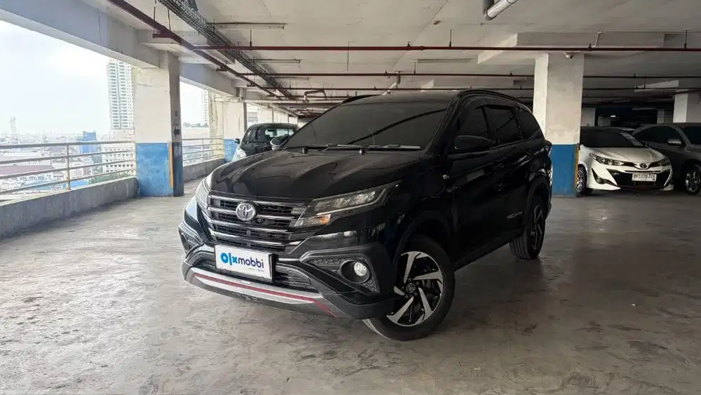 Toyota Rush TRD 1.5 Automatic. Harga Kredit.(IX)