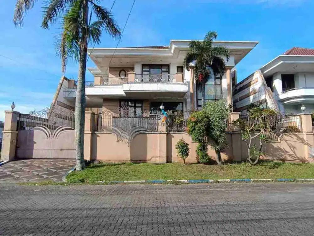 Dijual Rumah Mewah Di Boulevard Pondok Blimbing Indah Araya Malang