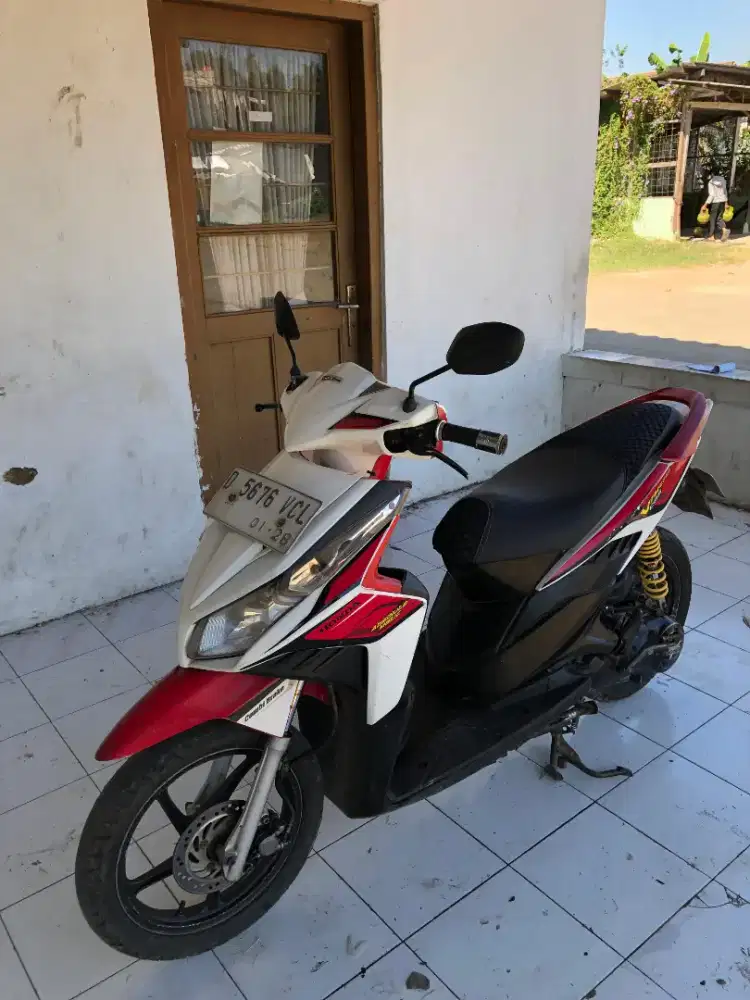 Honda Vario CBS 2010 kumplit