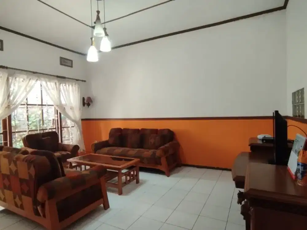 Dijual dan sewa rumah Dalam komplek setiabudi Regency Bandung utara