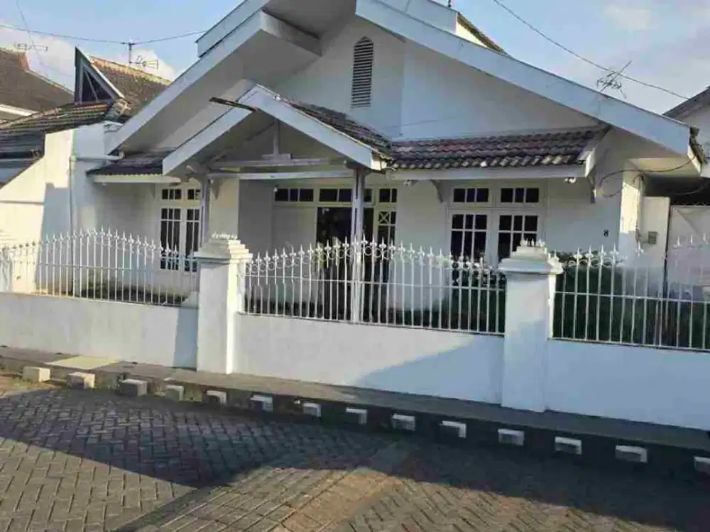 Disewakan Rumah Di Simpang Borobudur Blimbing Malang