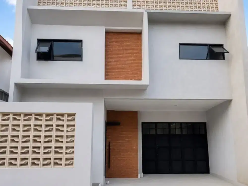 Rumah Baru 2 Lantai Di Turangga Akses 2 Mobil Lingakungan Aman