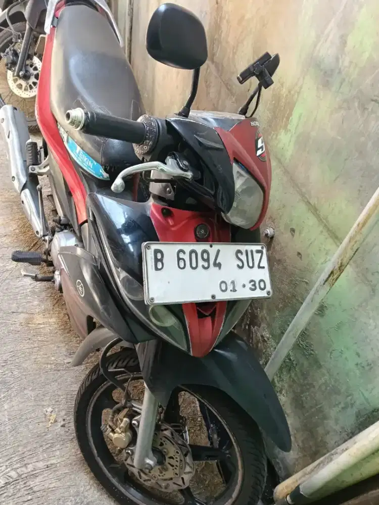 Di jual motor Jupiter z