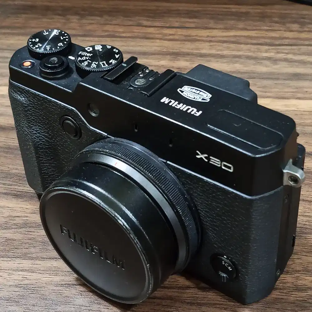 KAMERA COMPACT FUJIFILM X30 MULUS LIKENEW