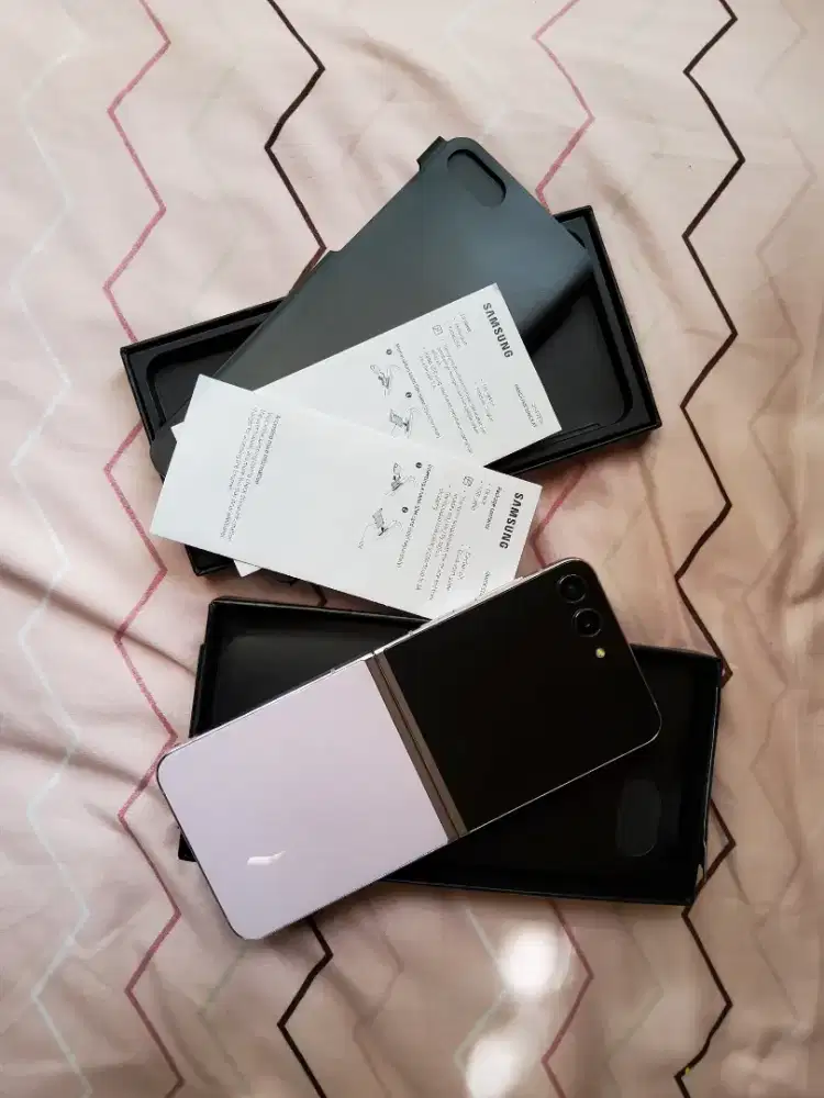 Samsung Z Flip 5 Pink Minus 2 garis fullset