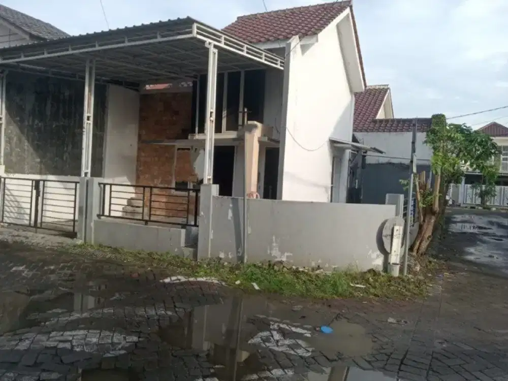 Rumah GREEN LAKE NATURAL LIVING