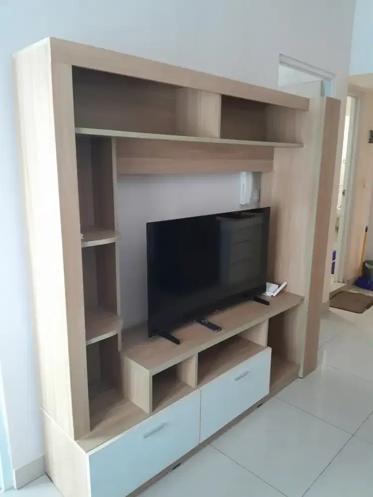 Disewakan apartemen springlake elodia view kolam renang