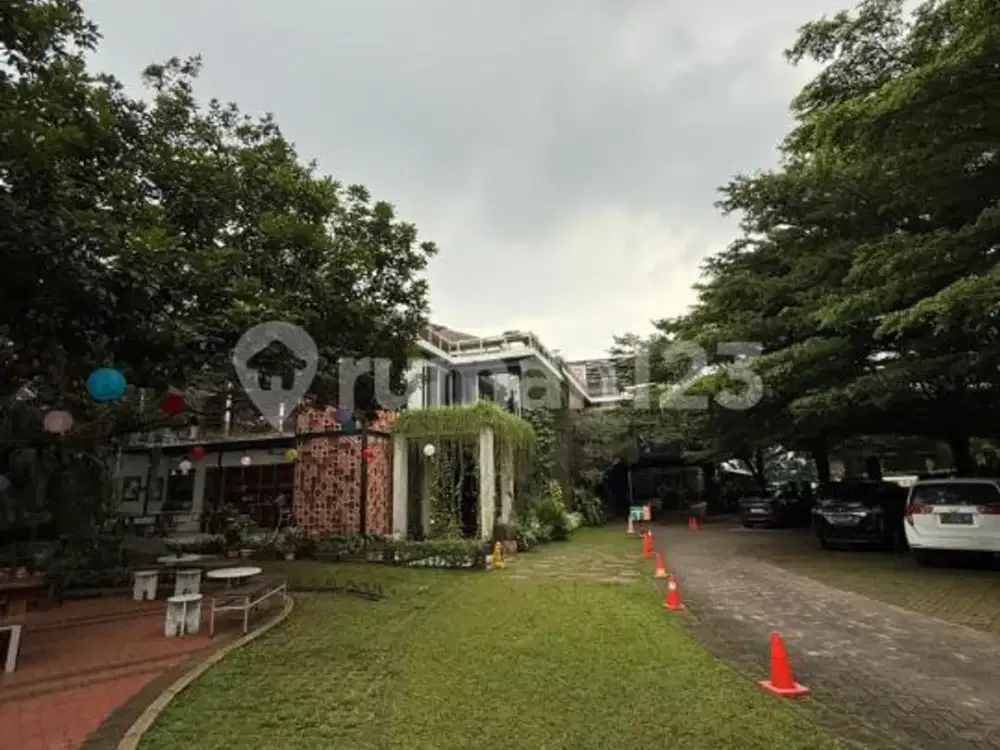 Dijual Rumah di Ragunan Jakarta Selatan Cocok untuk Kantor&Cafe