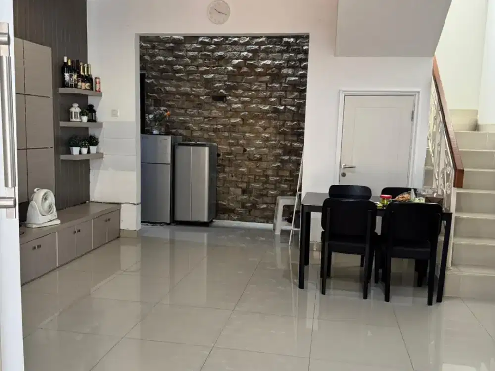Dijual Rumah Gading Serpong di Karelia By Rumah Chinida (Ay)