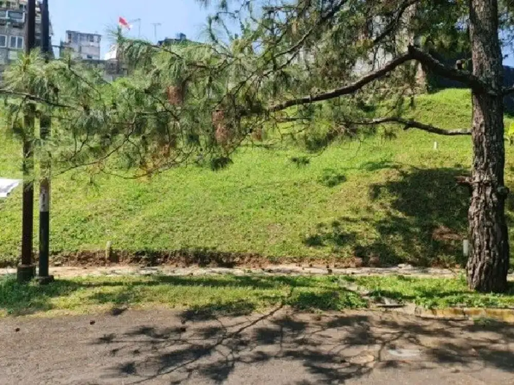 Tanah 250 m2 di Daerah Setiabudi Cidadap dalam Komplek One Gate System Ref.05660