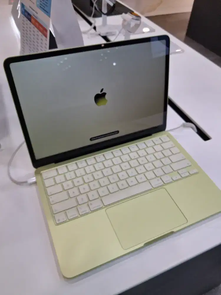MacBook Neo 256GB