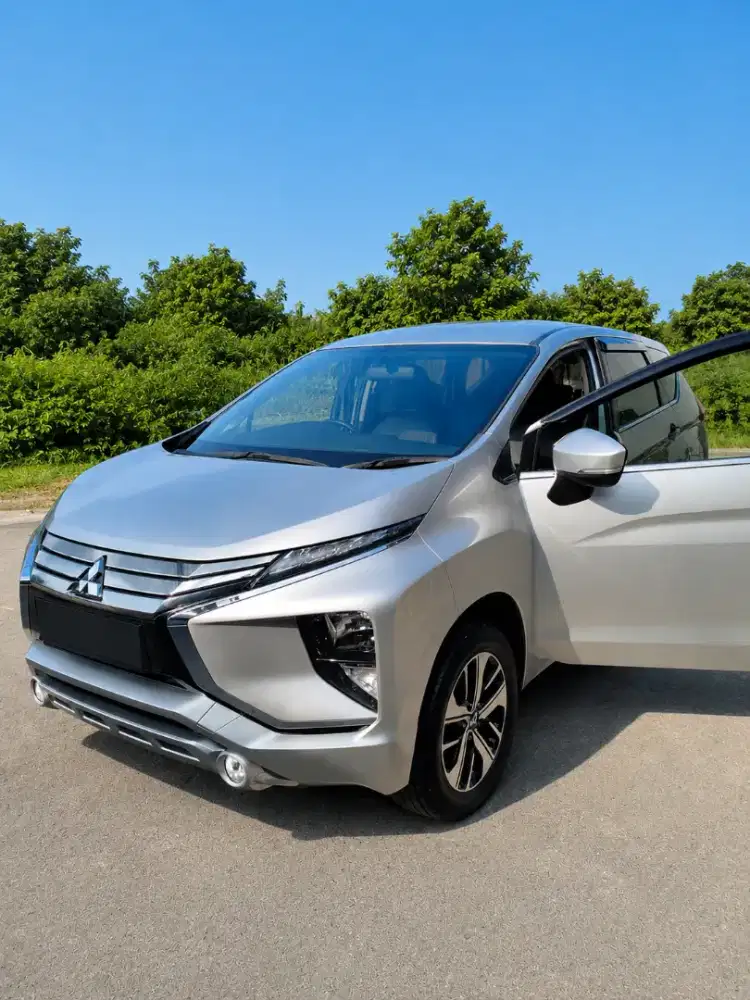 Xpander Sport 1,5 AT Silver 2018 Plat D Km Rendah