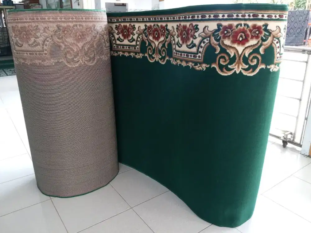 Karpet masjid tipe Majesty hijau polos