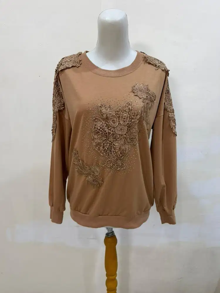 Sweater fashion wanita brukat  Brown