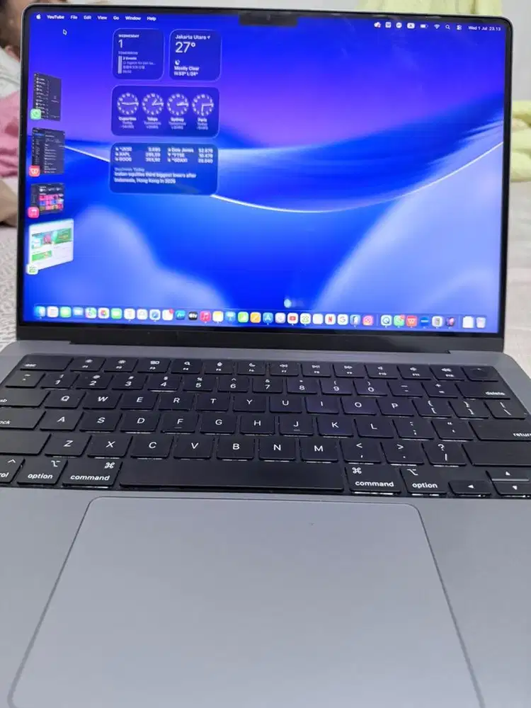 Macbook pro m3 grey
