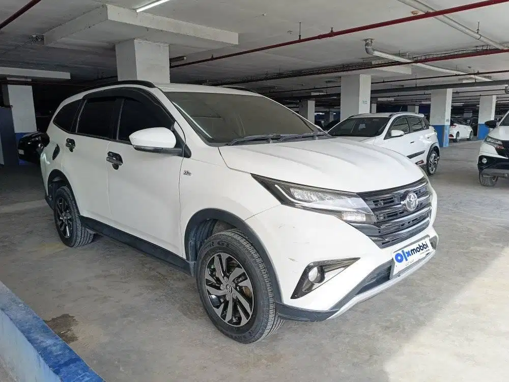 Toyota Rush 1.5 G Bensin manual 2018 (HC)