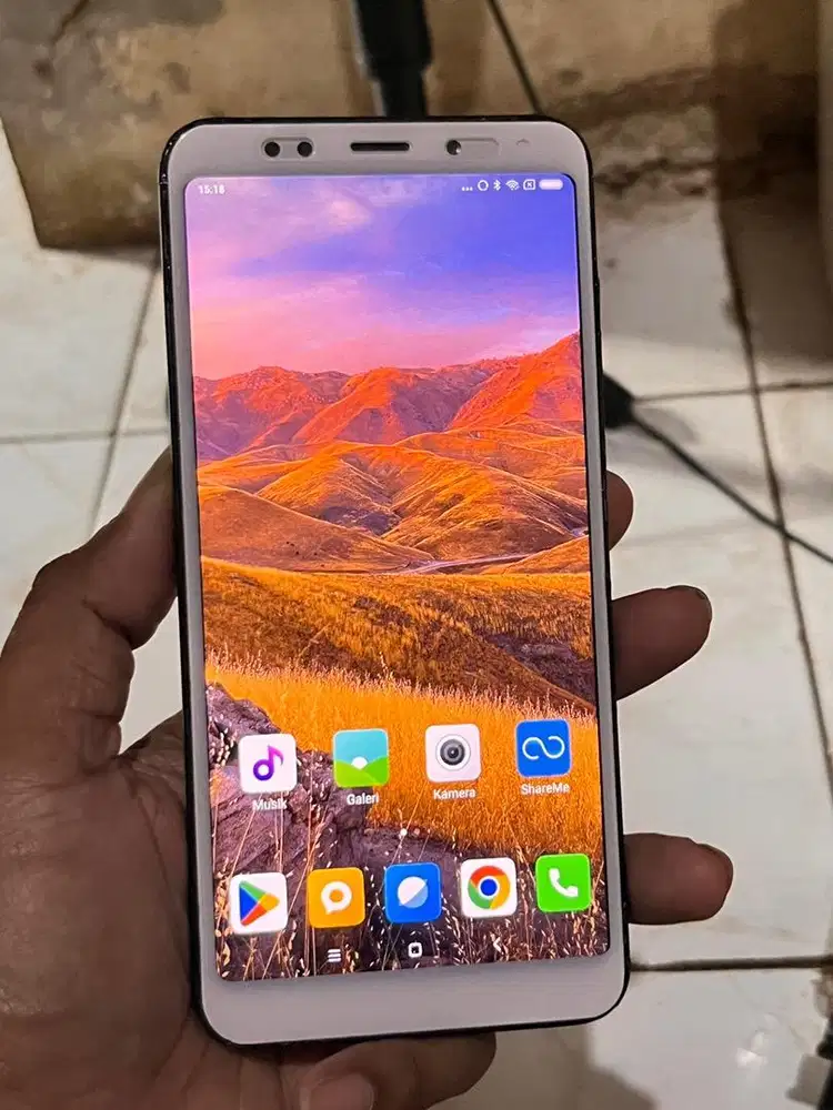 Redmi 5 plus normal