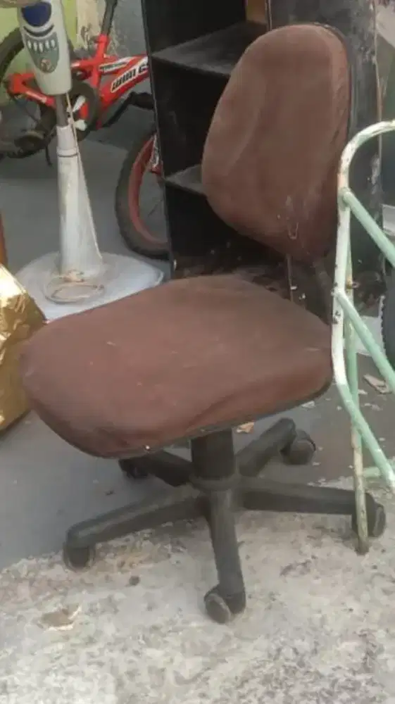 Kursi Hidrolik Siap Pakai