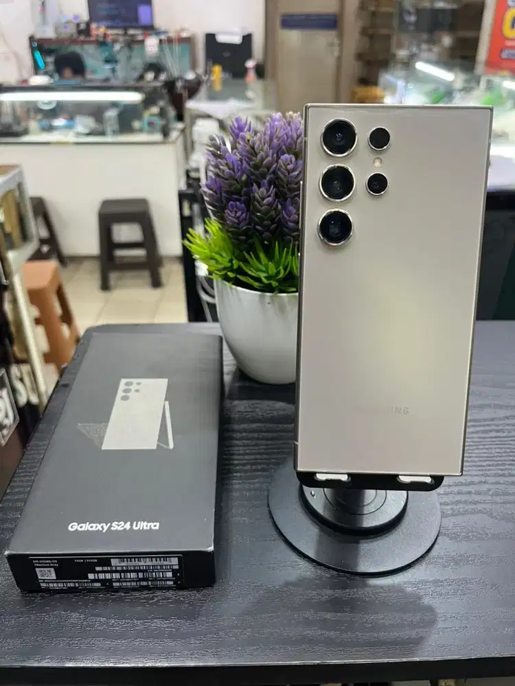 samsung s24 ultra 512gb natural lecet pemakaian fullset bisa tukertmbh