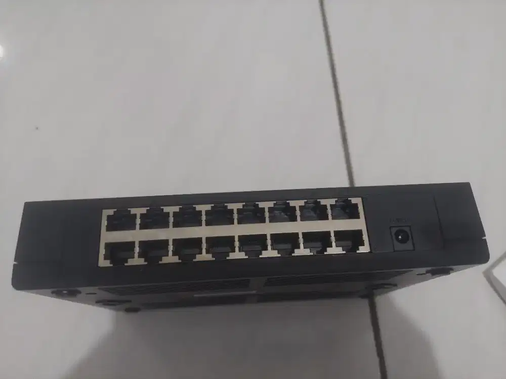 Switch 16 Port TP LINK TL- SF1016D