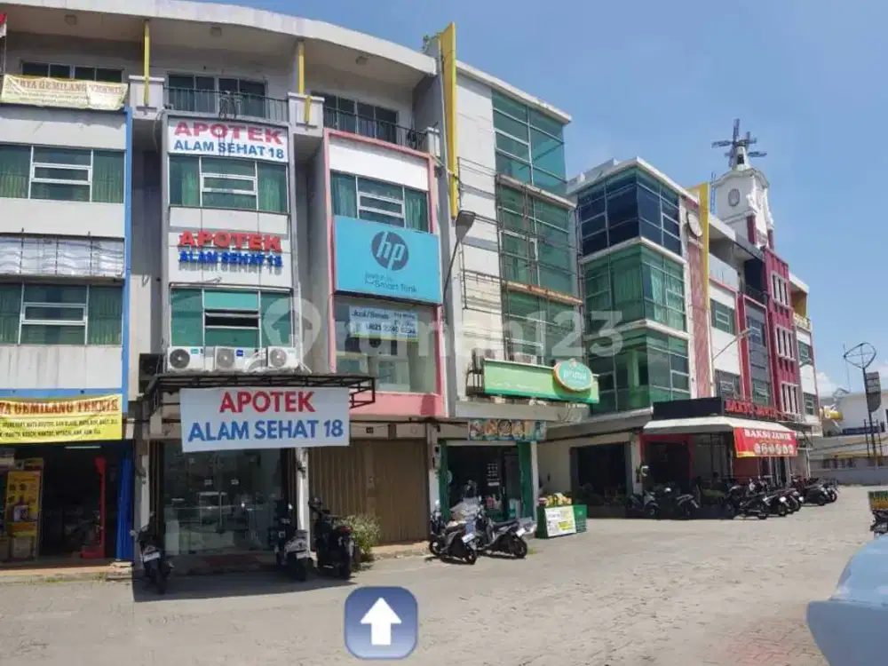 Ruko 4 Lantai Dgn Lift Barang Lokasi Komersial Strategis Hadap Jalan Raya