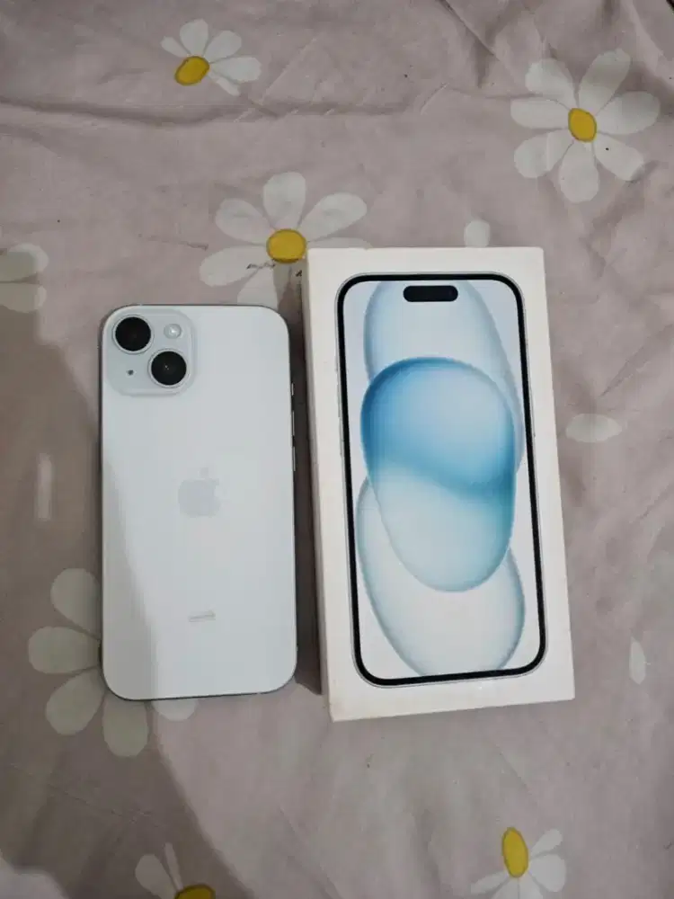 Di jual Iphone 15 basic 128