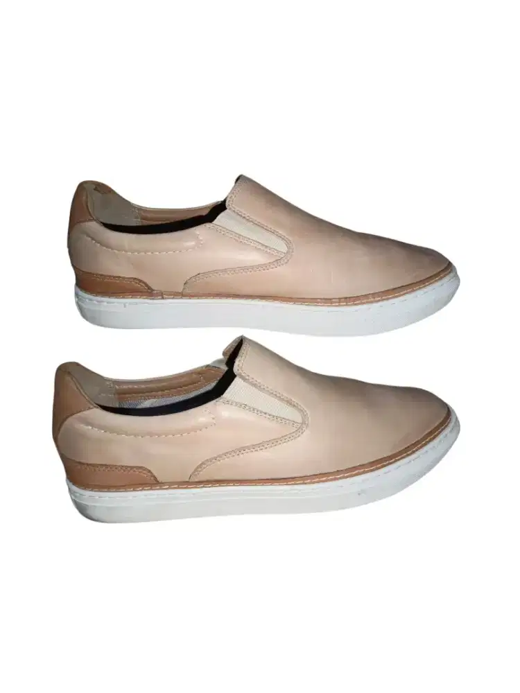 Sepatu keren branded Hush Puppies Original size 43