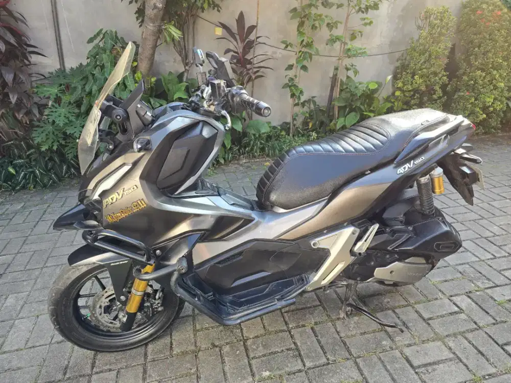 Honda Adv 150 CBS mulus